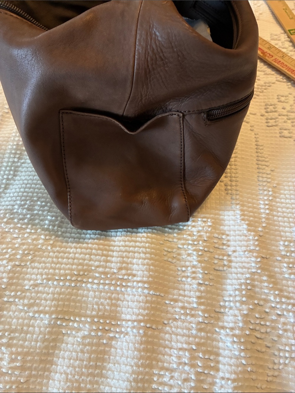 St. John's Bay Brown Leather Shoulder Bag with Front Zip - Picture 6 of 9